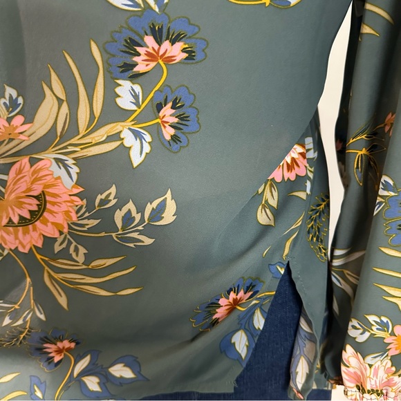Monday Fun Womens Green Floral Blouse 3/4 Sleeve Split Neck, Size 1X Cottagecore - Picture 7 of 12